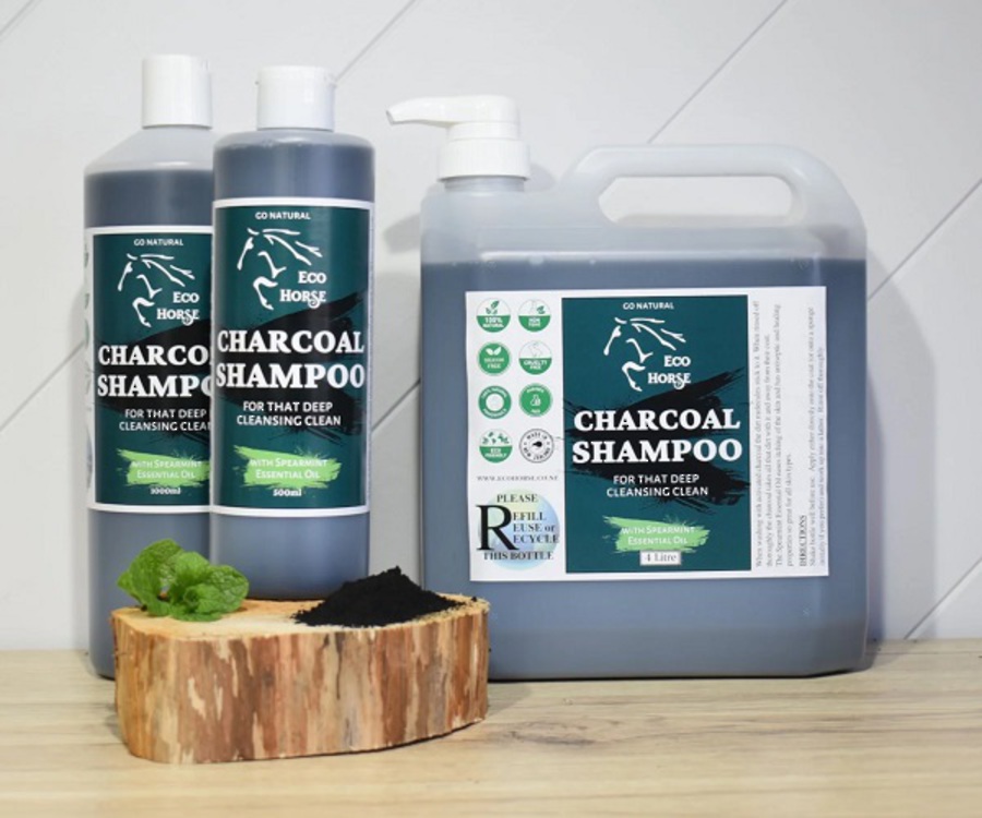 EcoHorse Charcoal Shampoo image 1